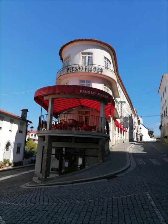 Pensao Avenida Hotel Penacova Exterior photo